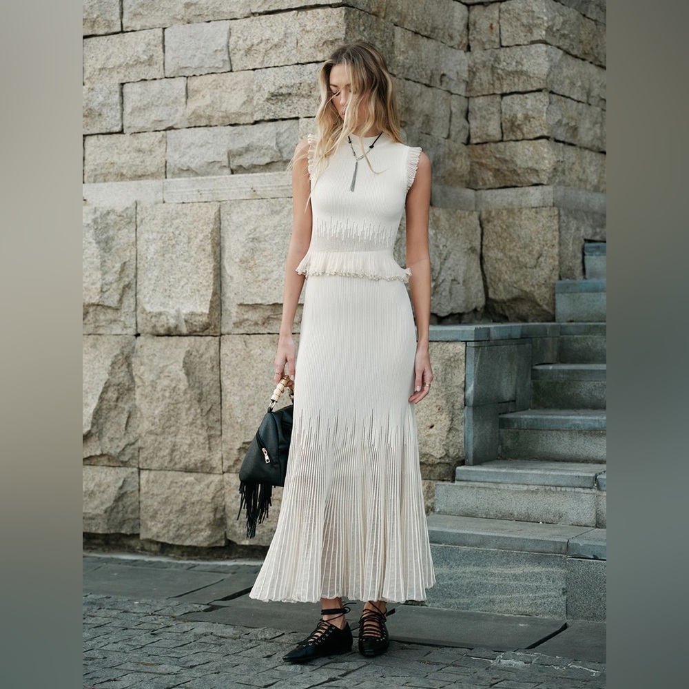 Mesh Panel Ribbed Skirt